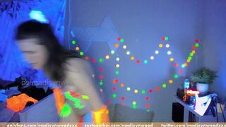 madisynwood Video  329 Seconds