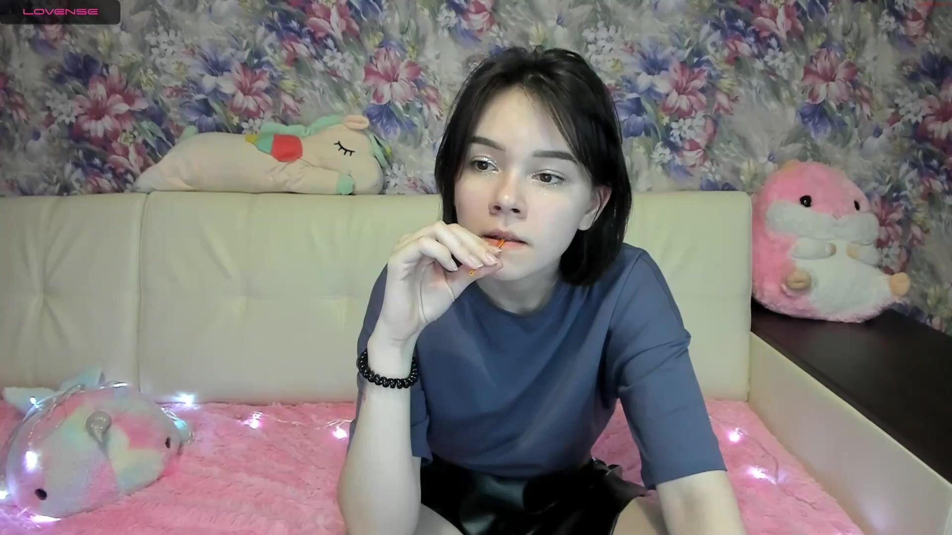lily_larimar Video 442 Seconds
