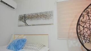 effie_castro Video  621 Seconds