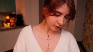 yours_lola Video  407 Seconds