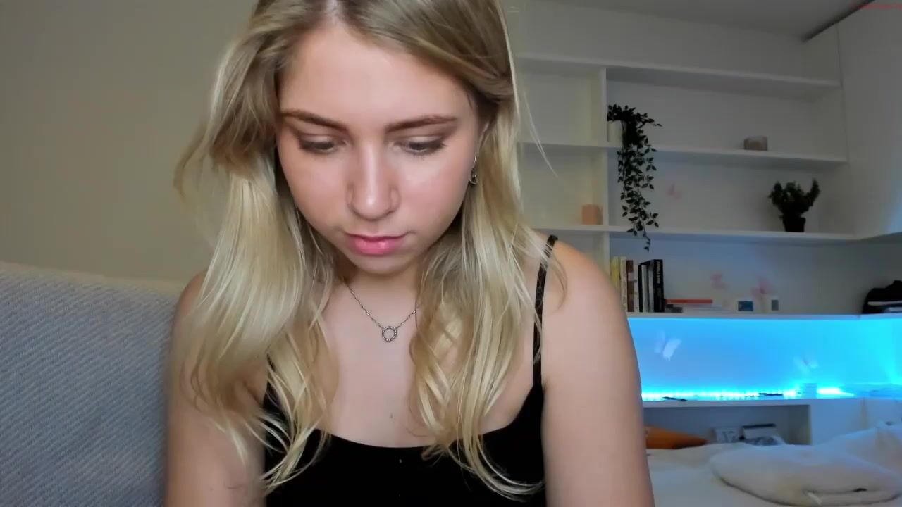 aggie_love Video 1077 Seconds