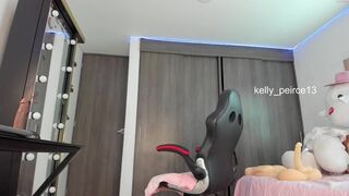 kelly_peirce13 Video  579 Seconds