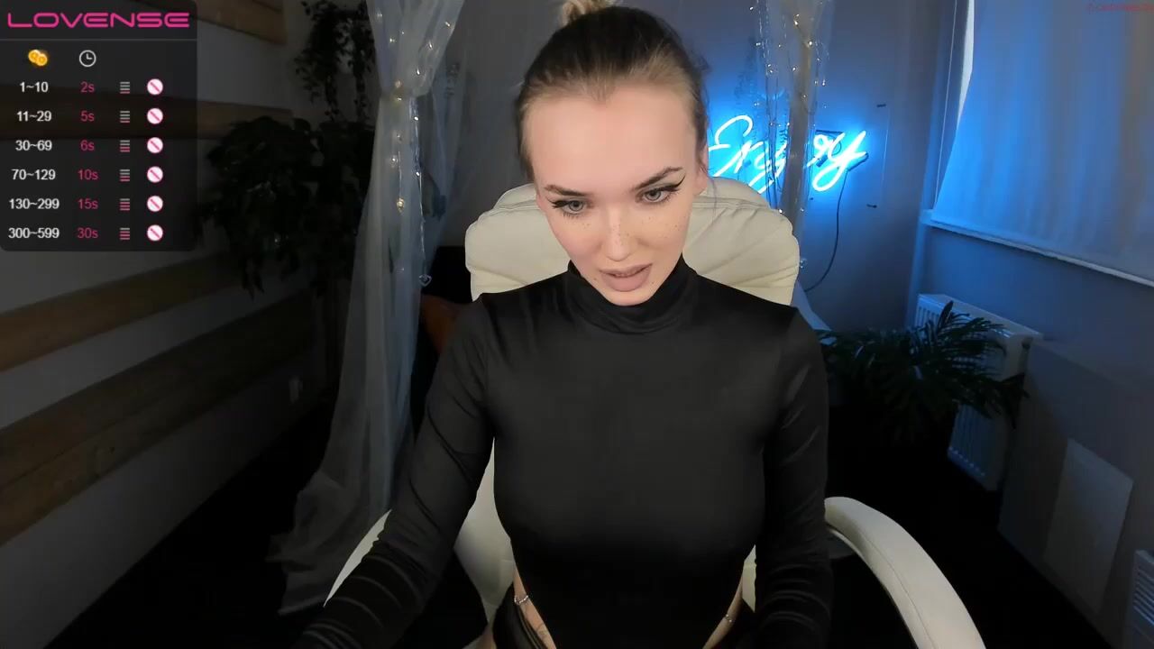 azure_camellia Video 660 Seconds