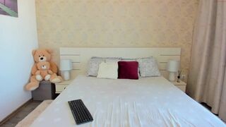 adellegirl Video  696 Seconds