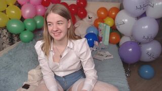 megan_your Video  254 Seconds