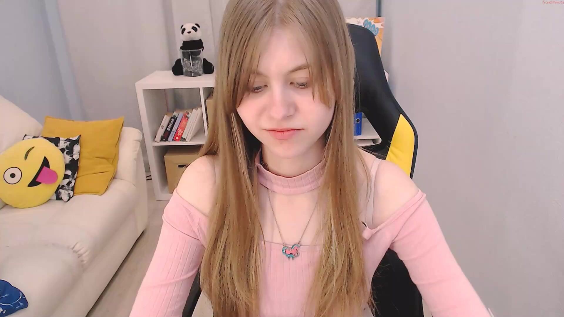 elfi_pink Video 195 Seconds