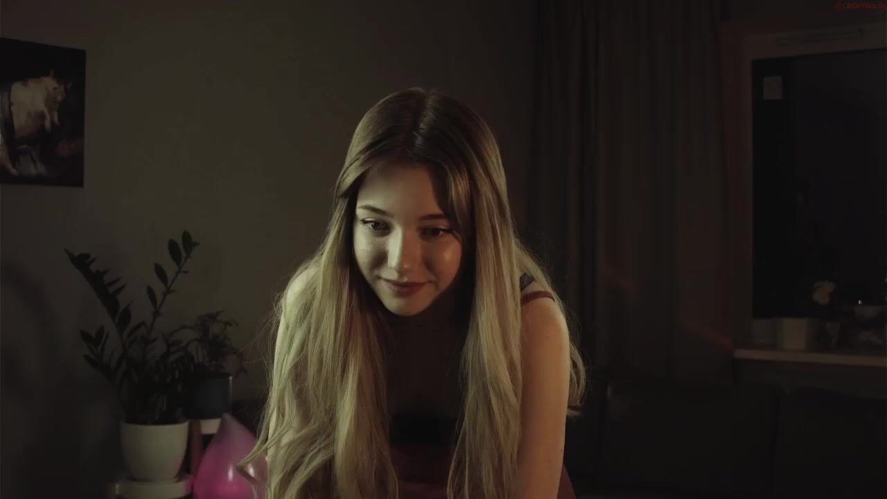 effie_smile Video 314 Seconds