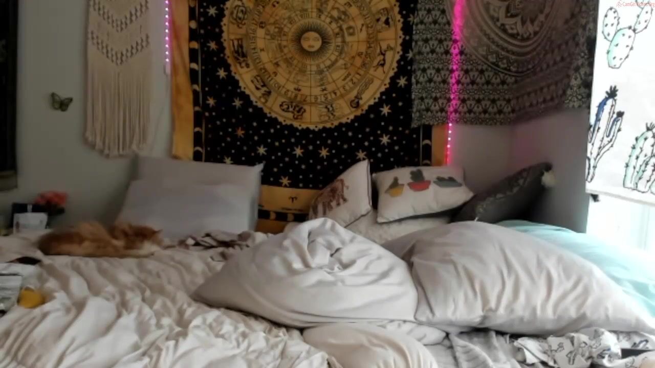 ivy_league_girl Video 957 Seconds