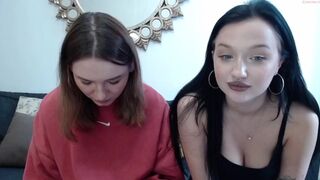 acid_babes Video  537 Seconds