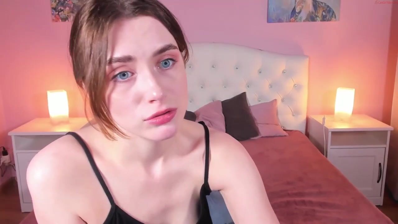 violet_hays Video 1005 Seconds