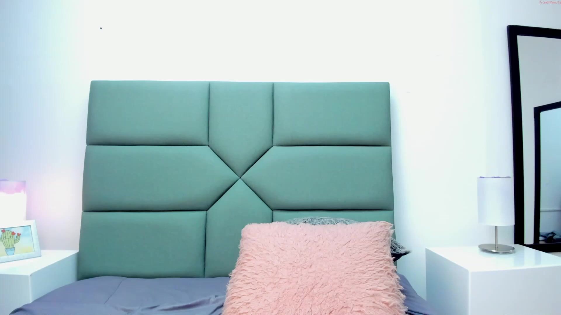 paulina_leeh1 Video 341 Seconds