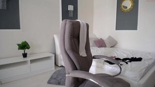 lolla_honey Video  1753 Seconds