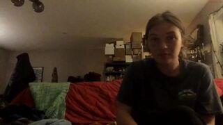 kissesxxxx Video  384 Seconds