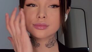 hollyextra Video  309 Seconds