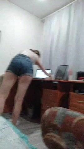 honeyshow Video 1944 Seconds