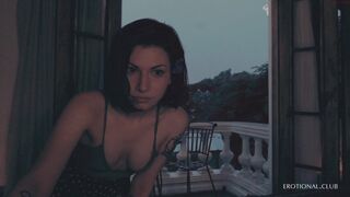 erotional Video  735 Seconds