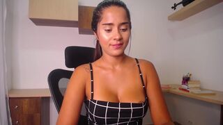 paola_arias Video  209 Seconds