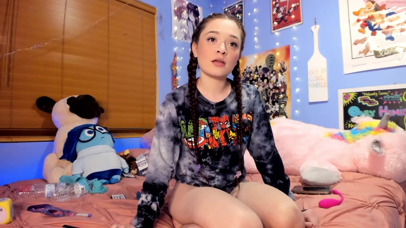 _littlemckenzie Video  212 Seconds