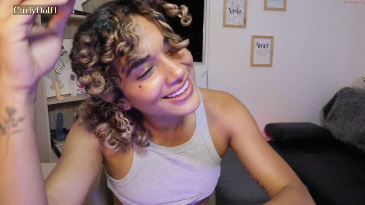 curlydoll1 Video  501 Seconds