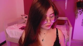 anyloli Video  893 Seconds