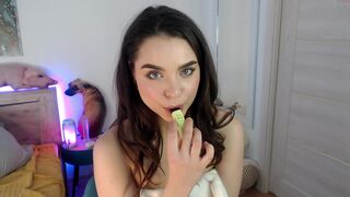 girl_of_yourdreams Video  494 Seconds