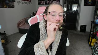 pr3ttyp1nkpussy Video  150 Seconds