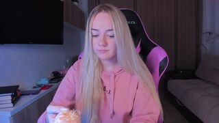 lil_happiness Video  1325 Seconds