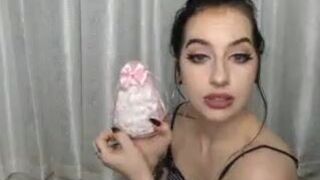 cubbixoxo Video  1639 Seconds