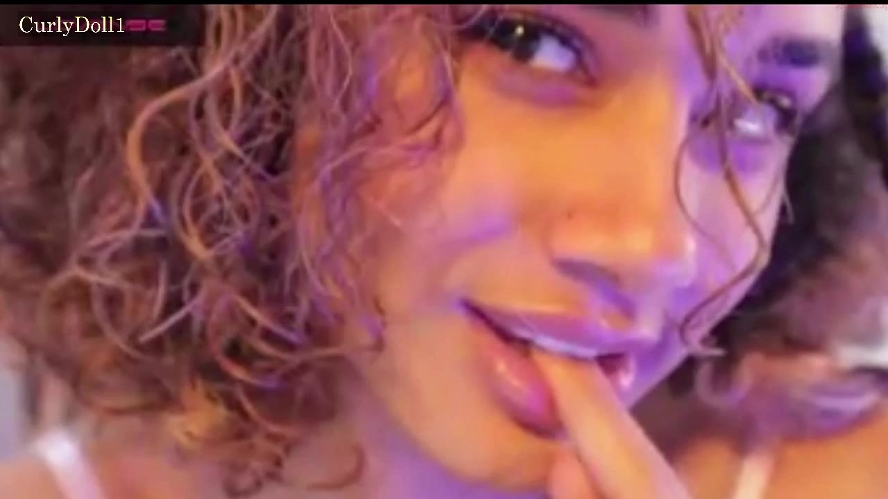 curlydoll1 Video  2122 Seconds