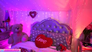 chroniclove Video  649 Seconds