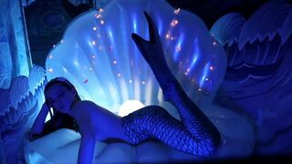 emilybloom Video  1598 Seconds