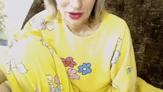 liluxx Video  1351 Seconds