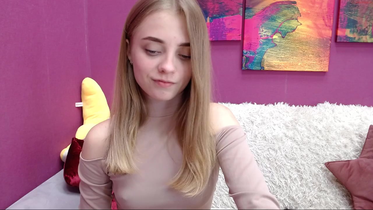 minihollyq Video 761 Seconds