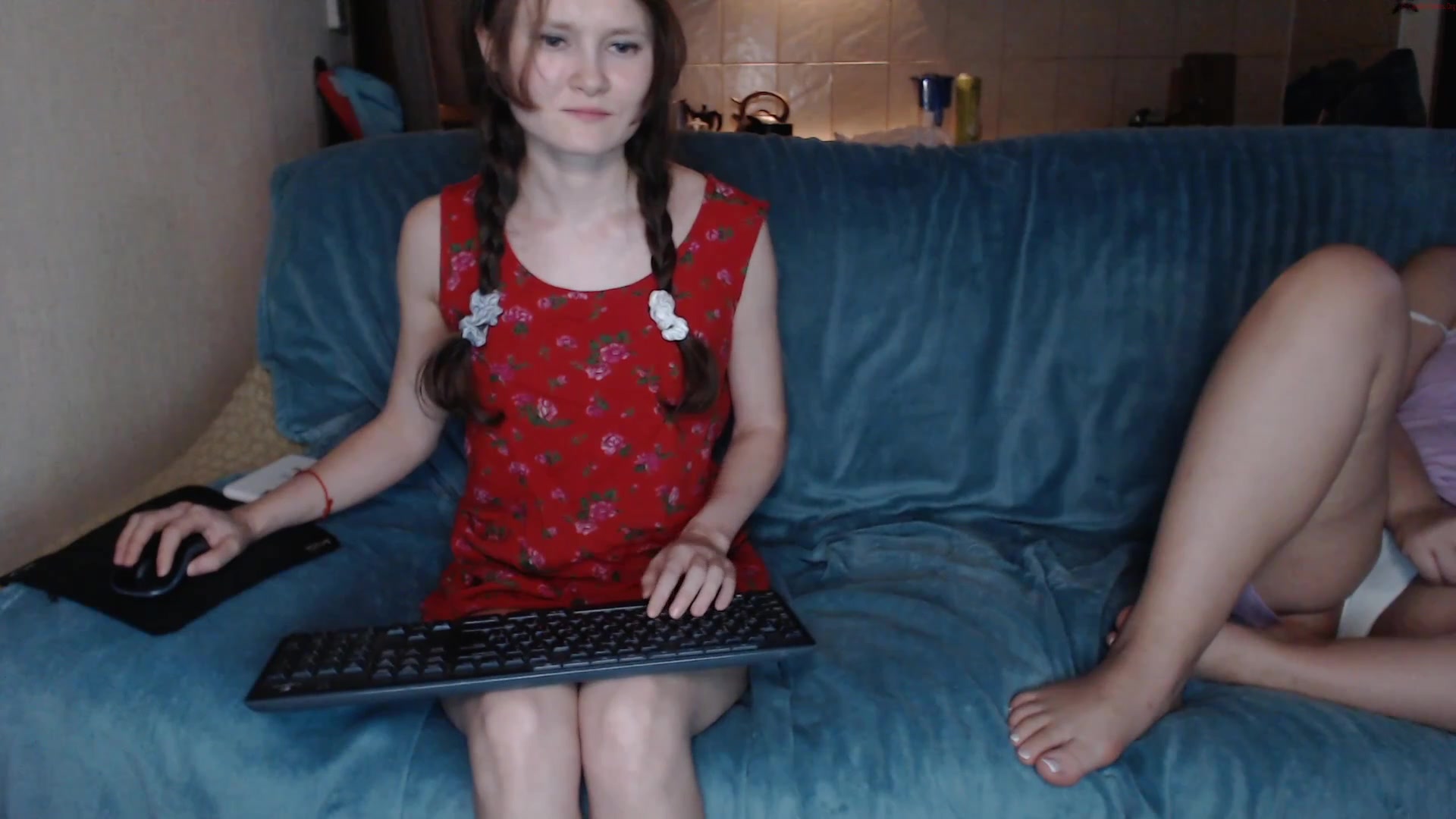 momsroom Video  243 Seconds