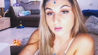 moni_k Video  245 Seconds