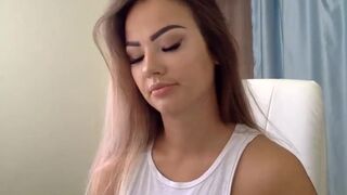 emillyd Video  1143 Seconds