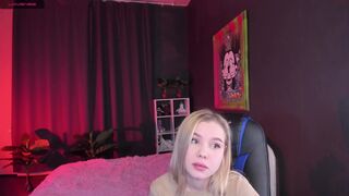 chloe_fly Video  275 Seconds