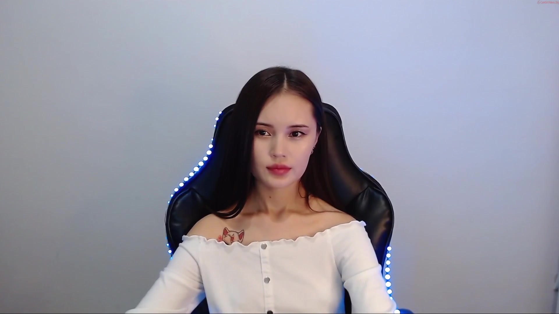 angel_naomi Video 330 Seconds