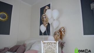 vr_lol Video  651 Seconds