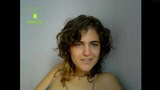 tinakostulas Video  831 Seconds