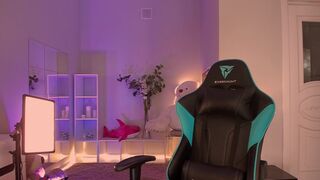 licksspittle Video  374 Seconds