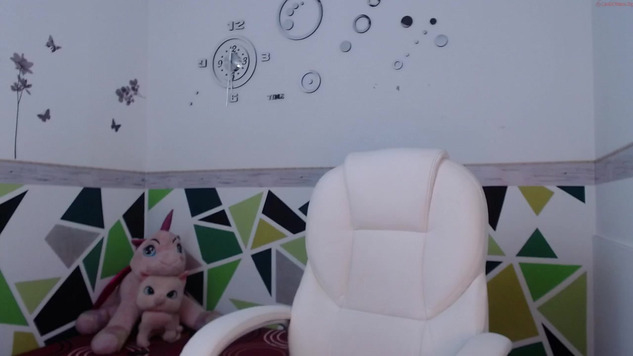 mackenzie_fox_mw Video 437 Seconds