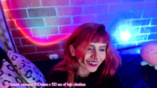 kyba_ - [Chaturbate] Awesome Fucks Herself Sensual