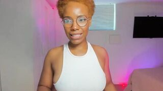 marianfarrah - [Chaturbate] Webcam Model first time Super