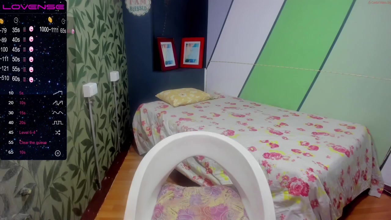 amelia_monti Video  703 Seconds