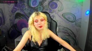 jennifer_bubble_gum Video  478 Seconds