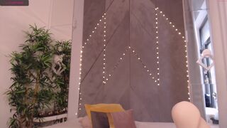 nicolleross Video  372 Seconds