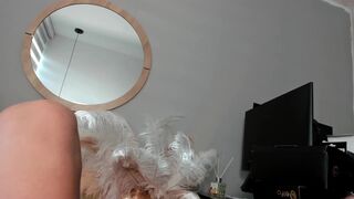 bloomlu Video  407 Seconds