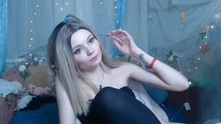 o_ddity Video  296 Seconds