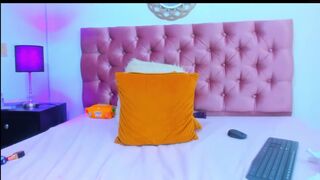 milky_19 Video  423 Seconds